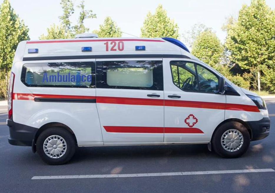 孟村救护车转运